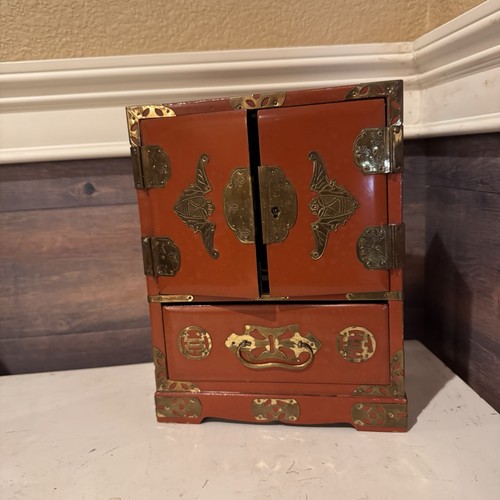Vtg red black lacquer chinese - vtg,