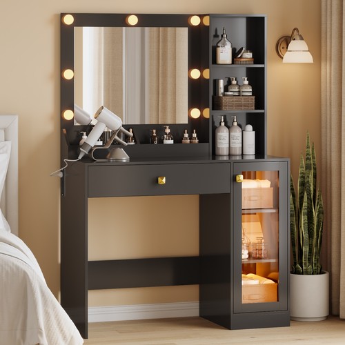 Small makeup vanity - makeup,